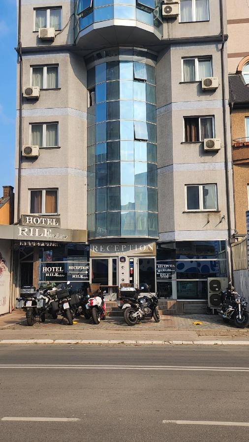Hotel Rile Men Blue Ni Εξωτερικό φωτογραφία