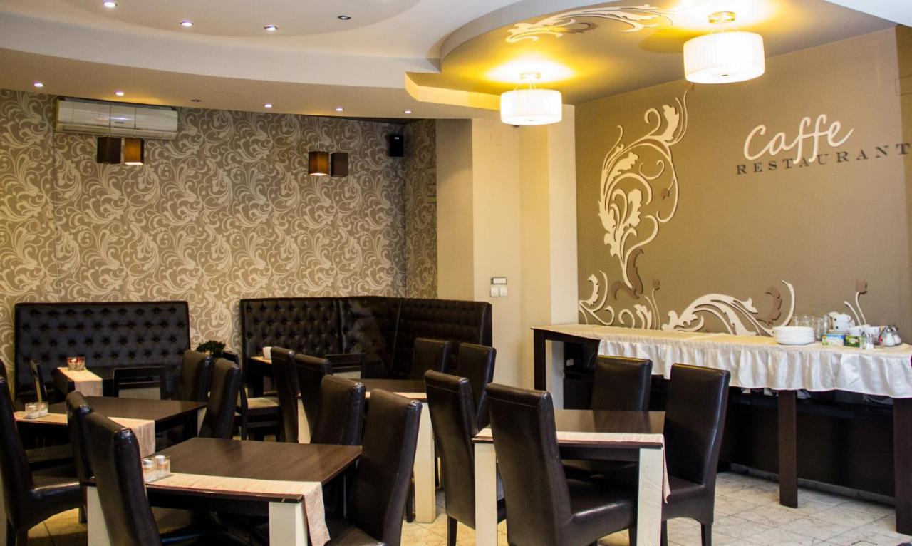 Hotel Rile Men Blue Ni Εξωτερικό φωτογραφία